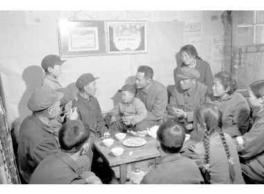 访英雄的家乡