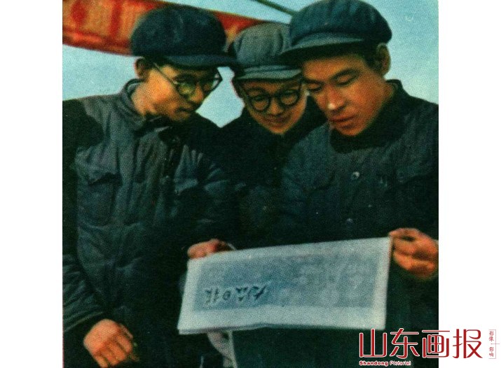 可以看到当日的报纸了