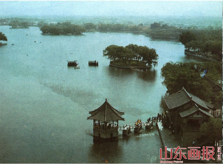 大明湖