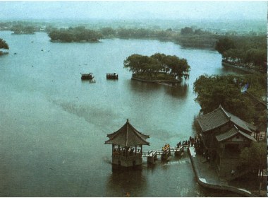 大明湖