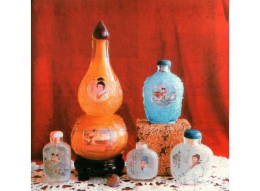 鼻烟壶