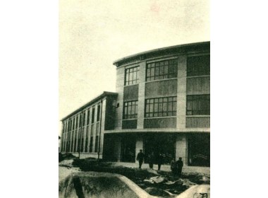 基本建设飞跃发展