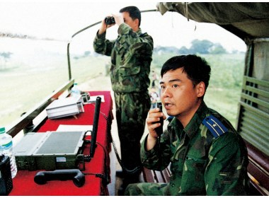 立即开设野外指挥引车