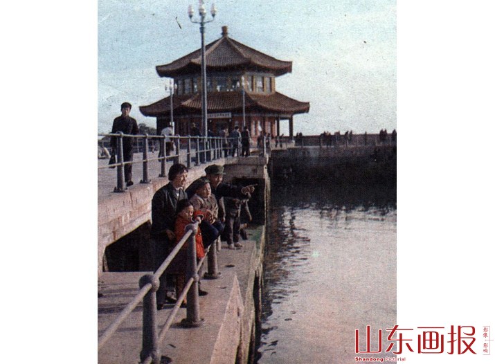 老家探亲