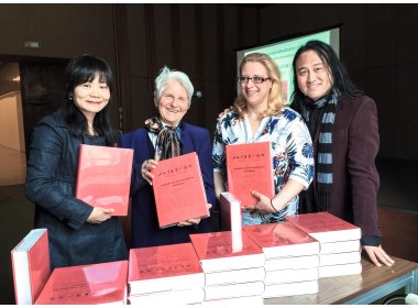 《山东汉画像石汇编》(匈语版）首发式在布达佩斯塞切尼国立图书馆举行