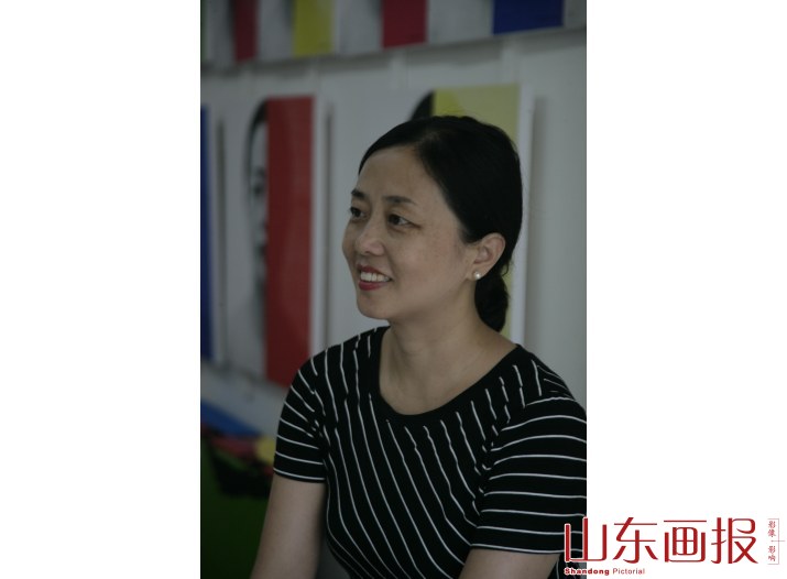 青年艺术家张红梅