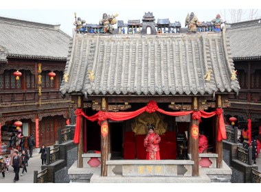 京杭大运河畔闹新春