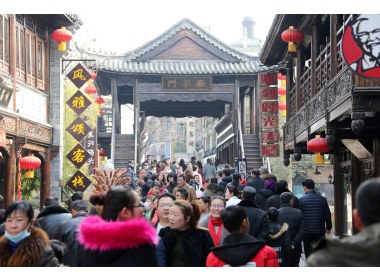 京杭大运河畔闹新春