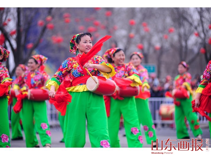 品民俗 闹元宵 狗年旺旺