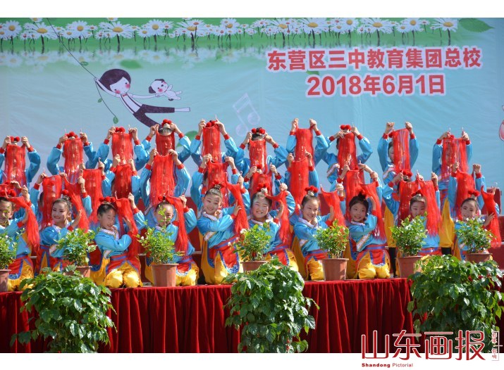 梨园晨曲