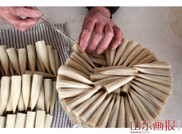 传承毛笔技艺  感受非遗魅力