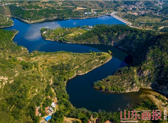 航拍章丘百丈崖