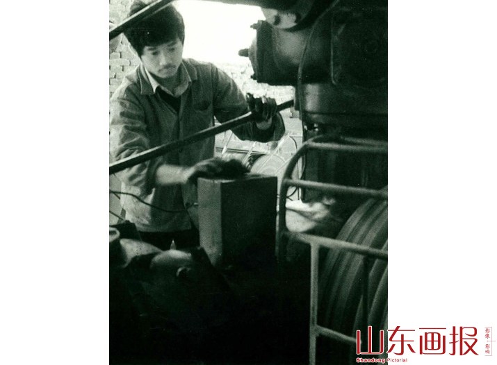 精心维修设备