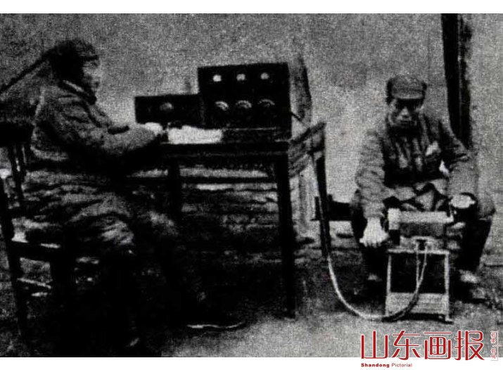 用手摇发电机收发电稿