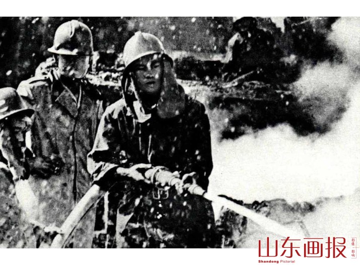 消防官兵