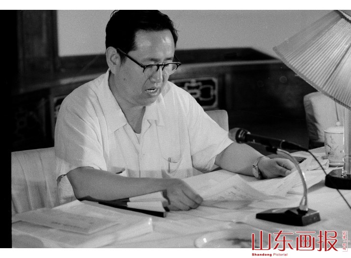 副书记姜春云