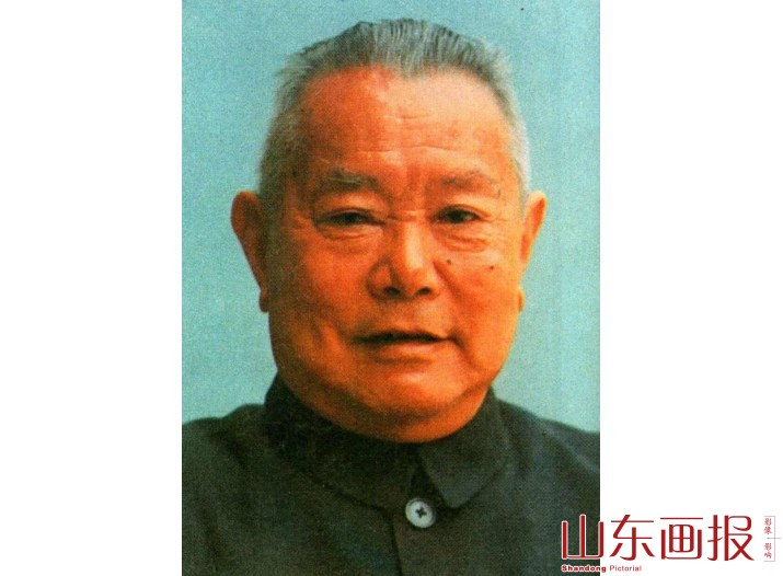 李先念