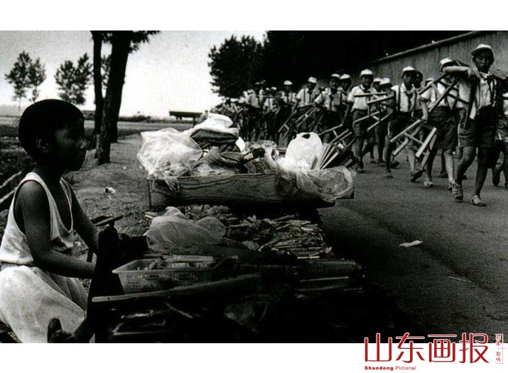 同龄人
