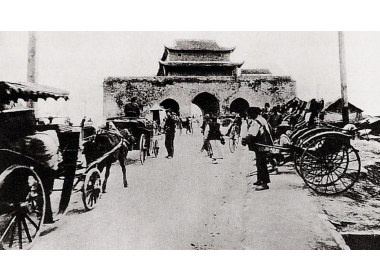 这是1894年由两江总督张之洞创建的南京第一条马路