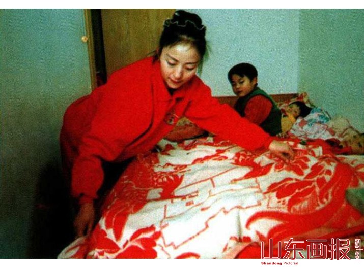为了保证孩子们下午的听课，“小饭桌”有着严格的午睡制度