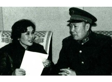 唐诃与于淑珍合影