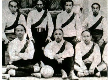 1905年4月，京师大学堂的足球队