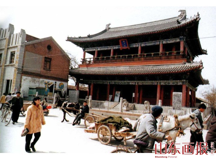 狮子楼前仍车马喧闹