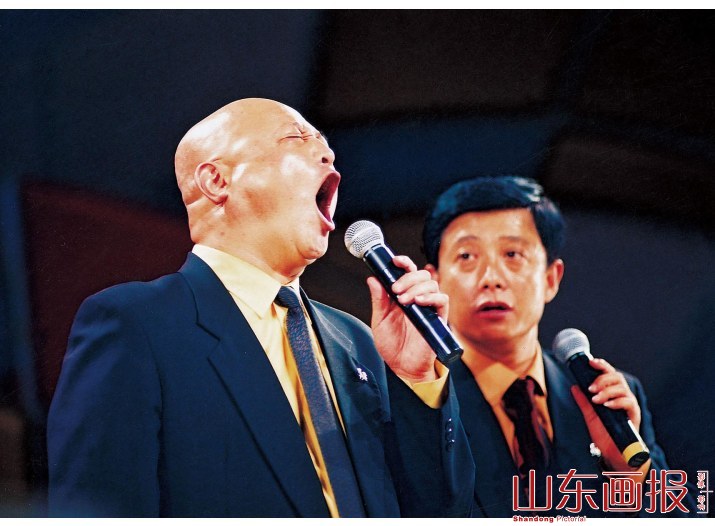 ﻿相声表演艺术家陈寒柏、王敏