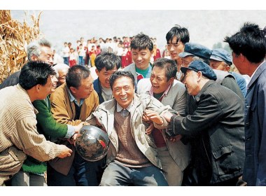 拍摄《村主任李四平》时的一个场面