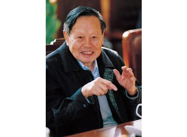 谈笑风生的杨振宁先生