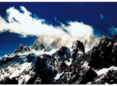 梅里雪山