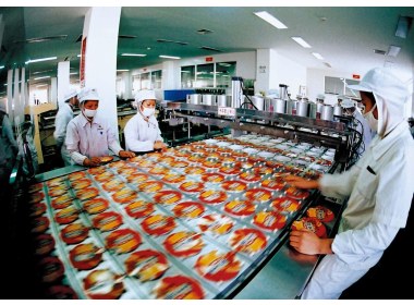 华龙食品兖州公司方便面生产车间