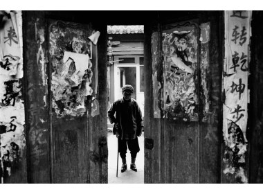 门神和对联透出六一村的古香古色和现代文化的印迹