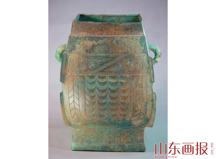 西周晚期铜方彝