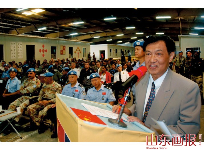 中国驻海地商代处张伯清代表发表讲话