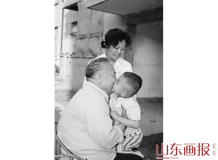 临沂地区周超式的离休干部孟宪珏