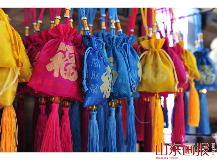 藏在深山里的“普罗旺斯”   带动乡亲致富的“熏衣草”