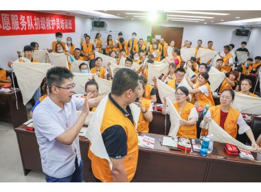 山东滕州：学习应急救护知识  发挥志愿服务作用