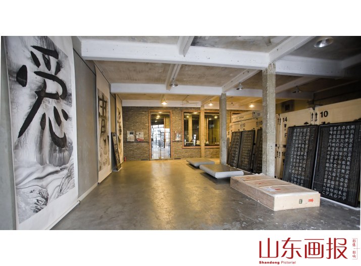 位于M50的旅美画家谷文达工作室