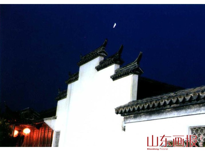 夜幕下的崇明岛西沙西来农庄