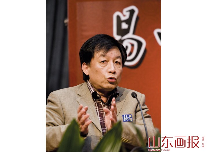 易中天近照
