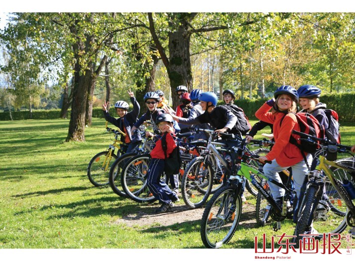 沃夫冈湖-小朋友