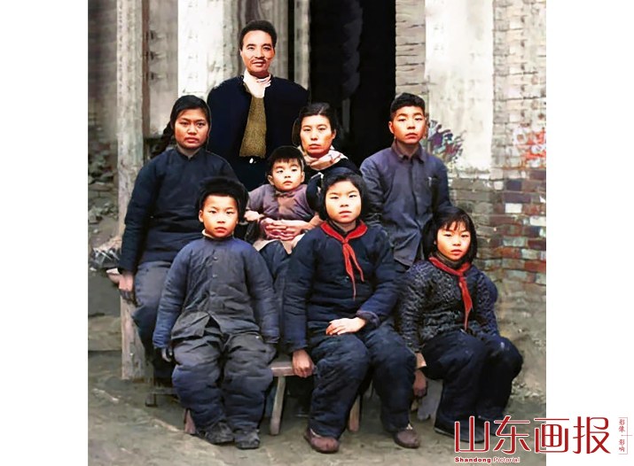 焦裕禄全家有了一张“迟到”的全家福