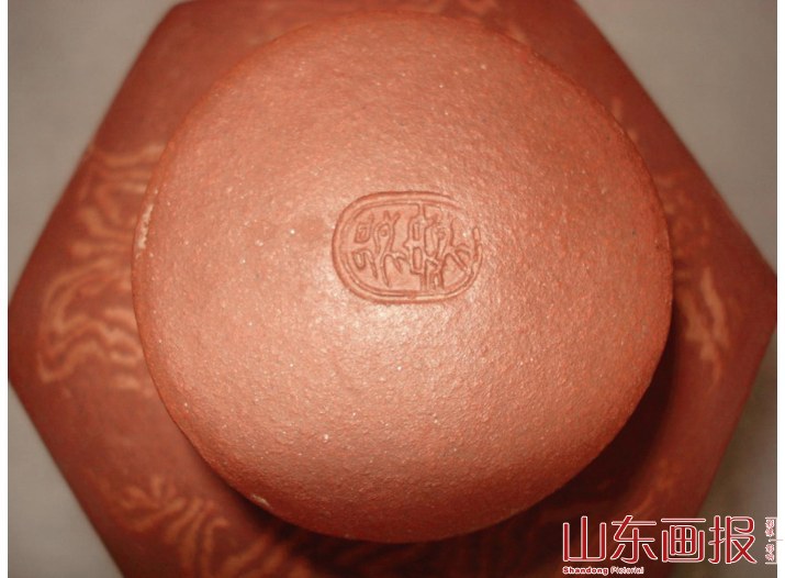 陈鸣远绞胎六方紫砂盖罐