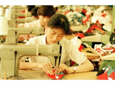 泰安橡胶总厂 胶鞋缝纫车间