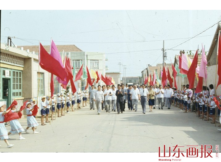 朝鲜劳动党黄海南道委员会代表团在我省访问