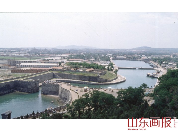 朝鲜劳动党黄海南道委员会代表团在我省访问