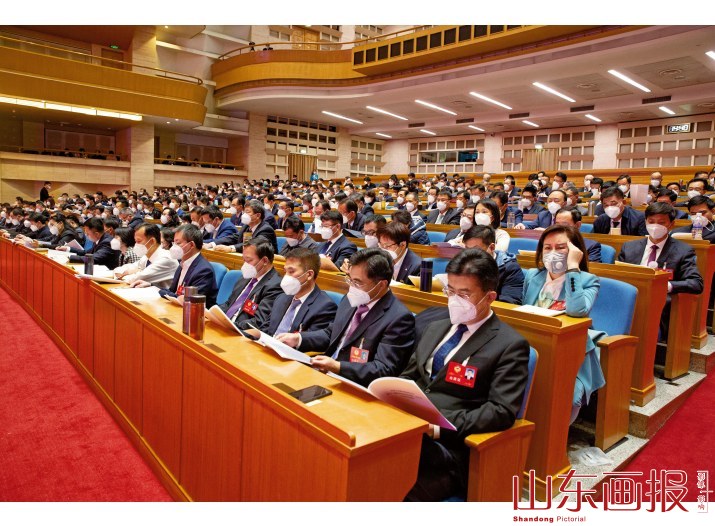 听取省政协工作报告