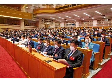 听取省政协工作报告