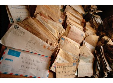 山东潍坊医学院附属医院眼科主任谢立信教授